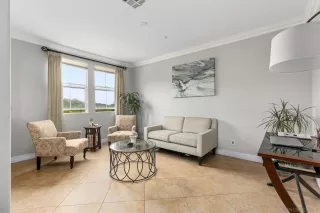 Photo #5: 250029883 Listing