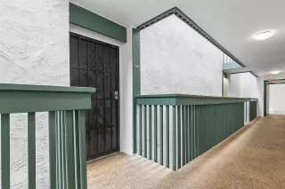 Photo #2: 250029953 Listing