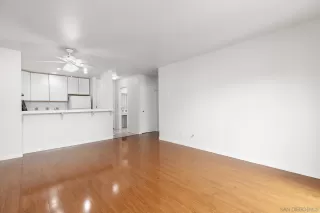 Photo #6: 250029953 Listing