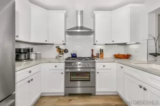 Photo #2: 250029985 Listing