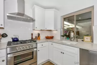 Photo #3: 250029985 Listing