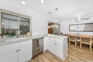 Photo #4: 250029985 Listing