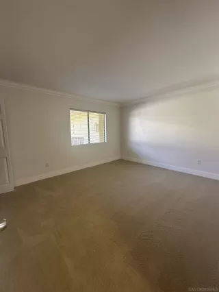 Photo #3: 250029995 Listing 