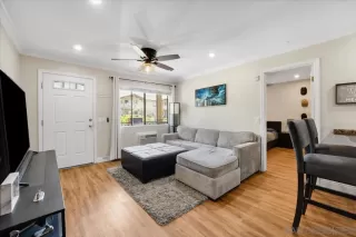 Photo #3: 250030000 Listing 