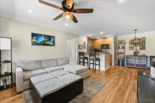 Photo #4: 250030000 Listing 