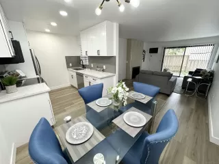 Photo #1: 250030070 Listing