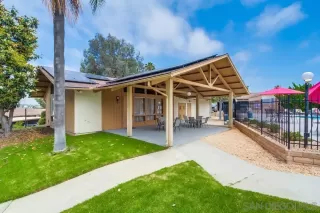 Photo #4: 250030106 Listing