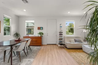 Photo #6: 250030135 Listing