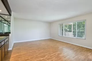 Photo #5: 250030189 Listing 