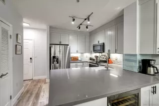 Photo #5: 250030209 Listing