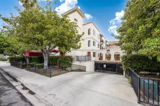 Photo #1: 250030268 Listing