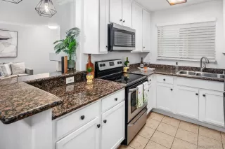 Photo #6: 250030355 Listing