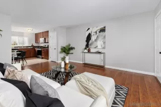 Photo #2: 250030365 Listing 