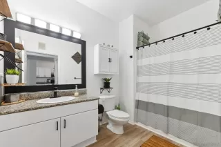 Photo #5: 250030382 Listing