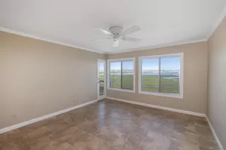 Photo #4: 250030389 Listing