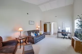 Photo #3: 250030402 Listing 