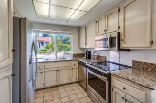 Photo #6: 250030402 Listing 