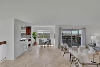 Photo #1: 250030417 Listing