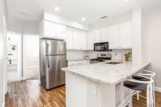 Photo #4: 250030445 Listing 