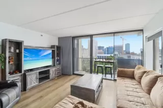 Photo #1: 250030486 Listing