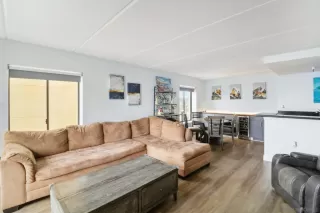 Photo #2: 250030486 Listing