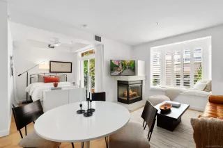 Photo #1: 250030487 Listing 