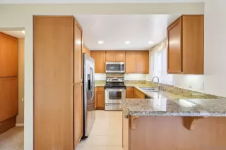 Photo #6: 250030503 Listing 