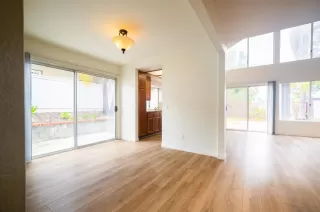 Photo #5: 250030504 Listing