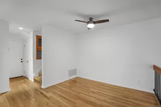 Photo #4: 250030578 Listing