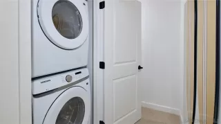 Photo #5: 250030640 Listing 