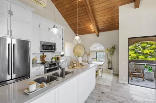 Photo #6: 250030717 Listing 