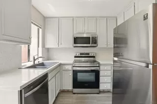 Photo #3: 250030727 Listing