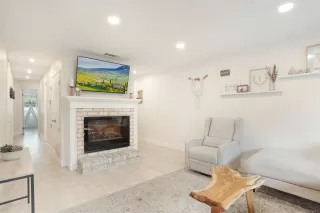 Photo #5: 250030758 Listing 