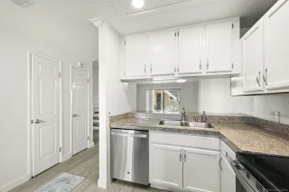 Photo #5: 250030759 Listing