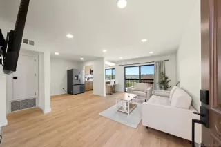 Photo #1: 250030775 Listing