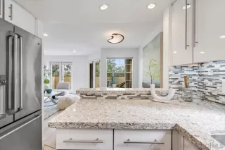 Photo #5: 250030777 Listing 