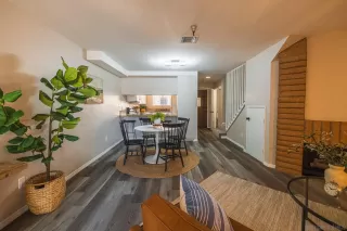 Photo #1: 250030779 Listing