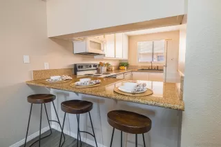 Photo #3: 250030779 Listing