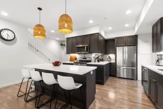 Photo #2: 250030781 Listing