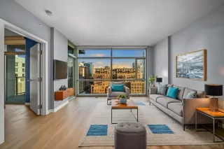 Photo #1: 250030784 Listing