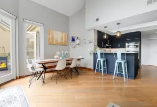 Photo #5: 250030801 Listing 