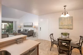 Photo #4: 250030843 Listing