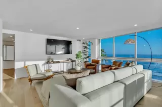 Photo #2: 250030872 Listing