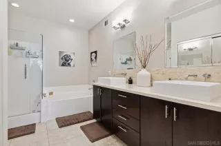 Photo #5: 250030883 Listing 