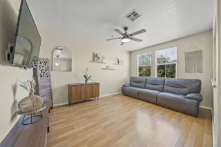 Photo #1: 250031016 Listing 