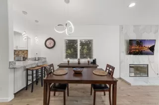 Photo #5: 250031017 Listing