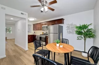 Photo #5: 250031076 Listing