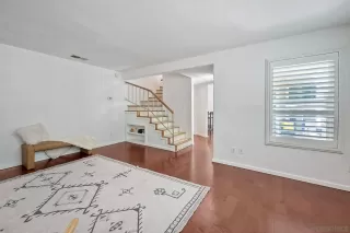 Photo #4: 250031087 Listing