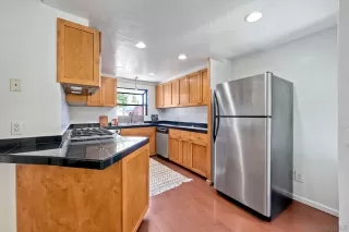 Photo #5: 250031087 Listing