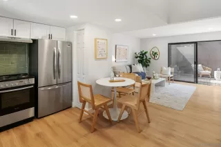 Photo #3: 250031094 Listing